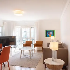 Stylish With Parking By Lovelystay Apartment
