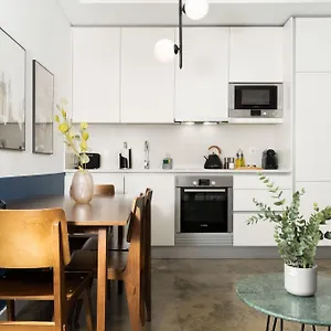  Apartamento Limehome Calcada Do Cardeal