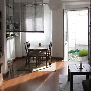The Back Yard Nest Apartment